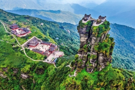 梵净山被誉为贵州第一山