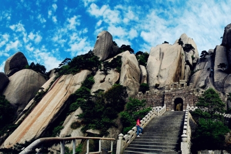 安徽省内的五座名山是哪些