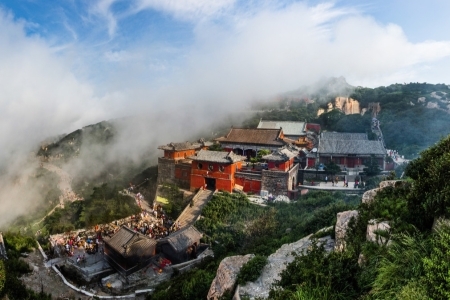 中国最值得去的十大名山