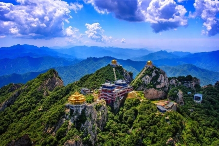 河南洛阳老君山海拔多少米