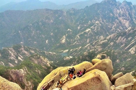 全程爬黄山几个小时