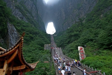 天门山在湖南吗