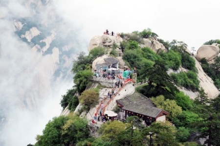华山海拔多少米