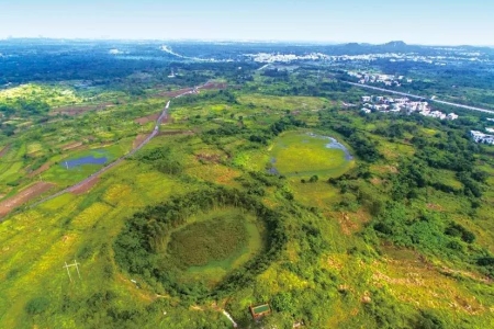 海口什么山比较出名