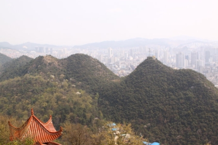 贵阳最高山峰有哪些