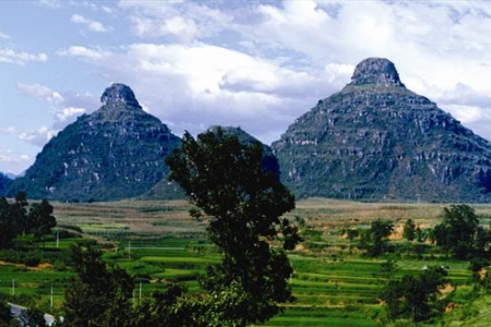 黔西南名山有哪些