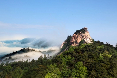 河南什么山比较出名