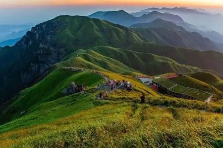 什么时候去江西武功山最好