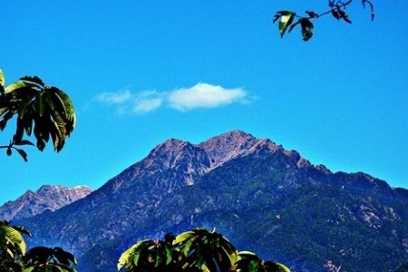 云南著名山峰有哪些