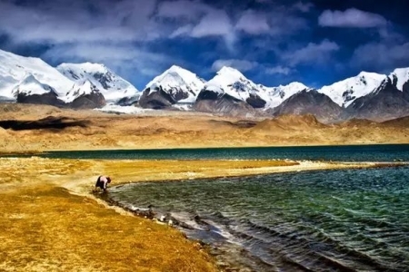 新疆十大最美山峰有哪些