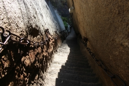 华山可以夜爬吗