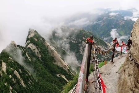 华山什么时候爬最好