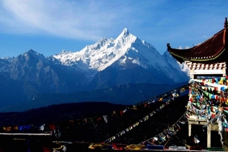 梅里雪山能不能爬