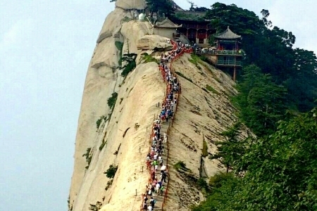 华山泰山哪个难爬