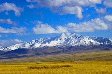 山脉走向与位置及历史与文化