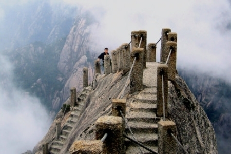 天都峰是什么山的主峰之一