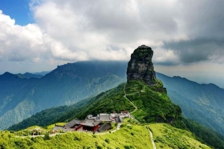 梵净山在贵州哪里