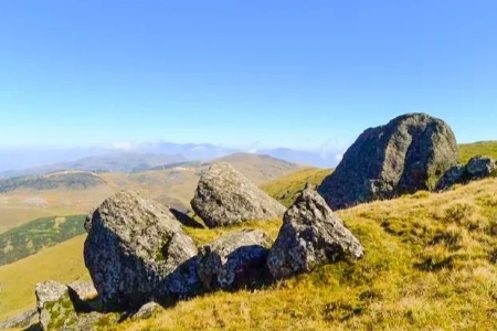 昆明最著名的山峰