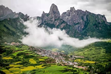 甘肃十大最美山峰有哪些