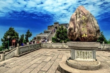 五大名山各有哪些特点