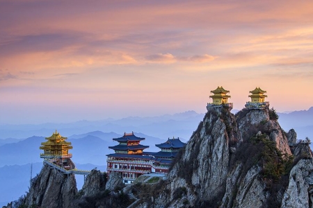河南有什么山最出名