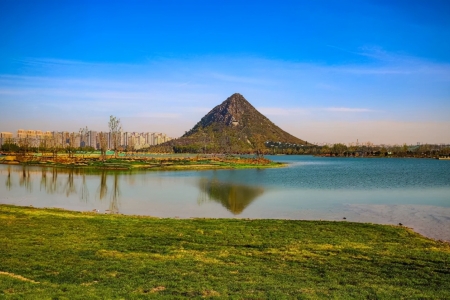 济南有什么山最出名