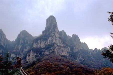 中国有几个五老峰