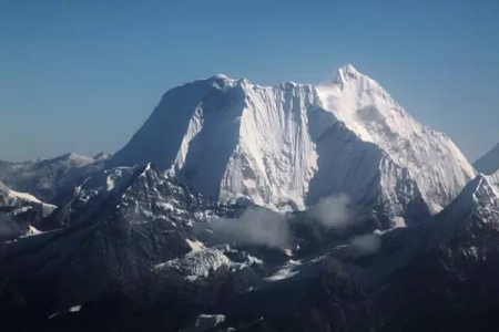 中国七千米级山峰一览表