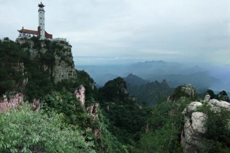 狼牙山因何得名