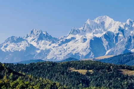 哈巴雪山要爬几个小时